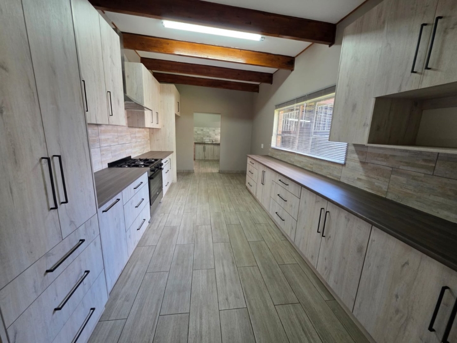 To Let 4 Bedroom Property for Rent in La Provance Free State